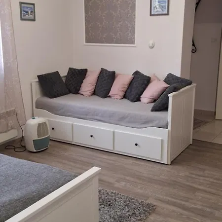 Amira Apartman Eger Exterior photo