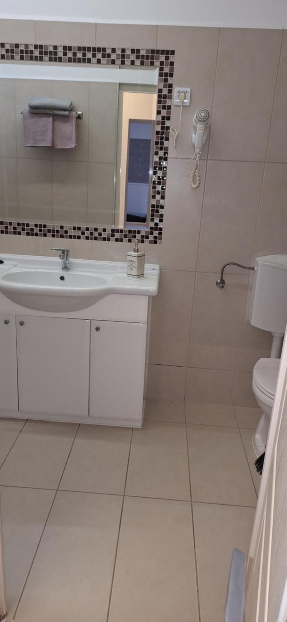Apartment Amira Eger