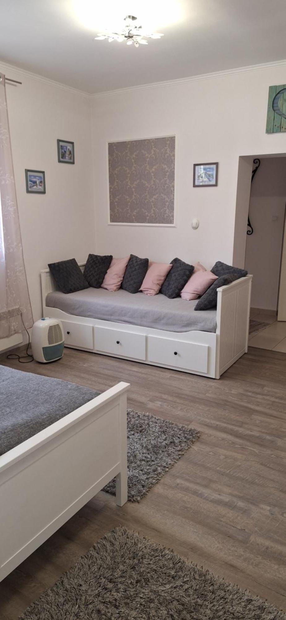 Apartment Amira