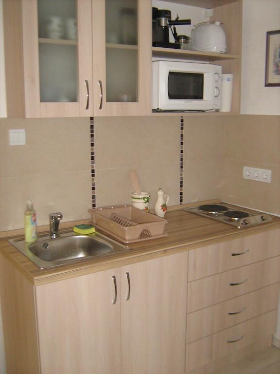 Amira Apartment
